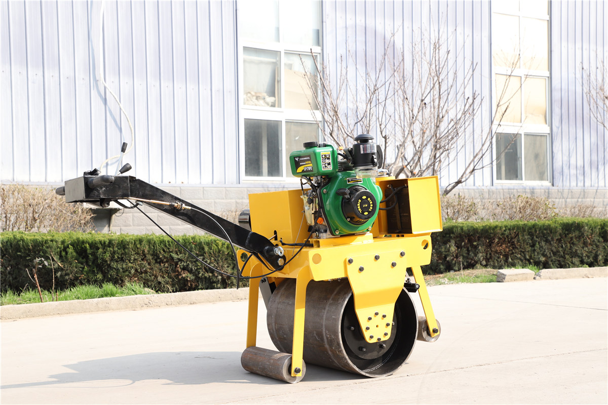 HW-600C單鋼輪壓路機
