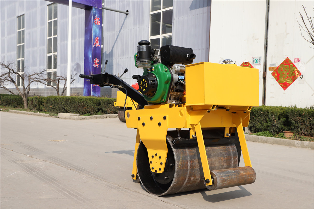 HW-600C單鋼輪壓路機